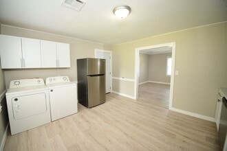 424 S 73rd E Ave in Tulsa, OK - Building Photo - Building Photo