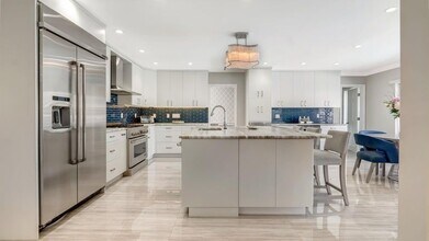 831 Dover St in Boca Raton, FL - Building Photo - Building Photo