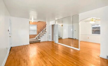 3163 Shady Avenue Ext in Pittsburgh, PA - Foto de edificio - Building Photo
