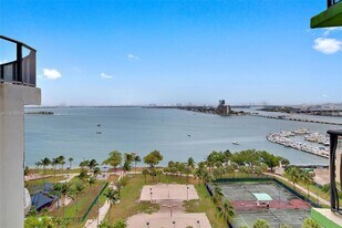 1756 N Bayshore Dr, Unit 14A in Miami, FL - Building Photo