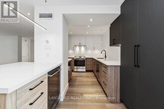 278 Bloor St E in Toronto, ON - Building Photo - Building Photo