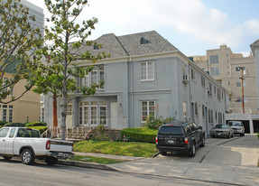 637 S Ridgeley Dr Apartments