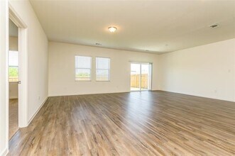432 Canoe Way in Crowley, TX - Building Photo - Building Photo