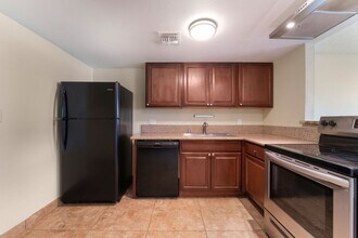 4156 Zavala St in Las Vegas, NV - Building Photo - Building Photo
