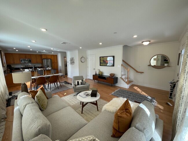 property at 11 Thornton Rd