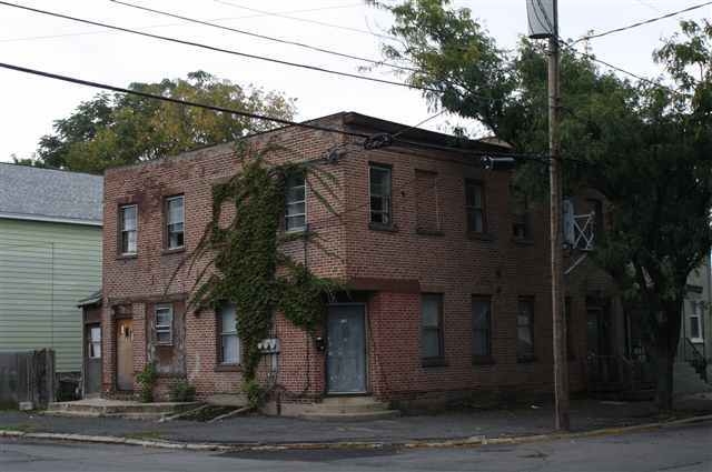 1101 Barrett St in Schenectady, NY - Building Photo