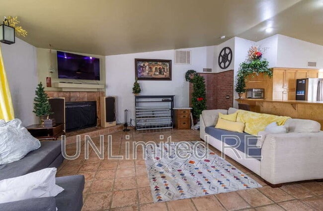 3565 N Manor Rd in Flagstaff, AZ - Building Photo - Building Photo
