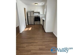 4101 Mc Vay St SW, Unit 5 in Huntsville, AL - Foto de edificio - Building Photo