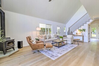 1155 Grape Ln in Napa, CA - Building Photo - Building Photo