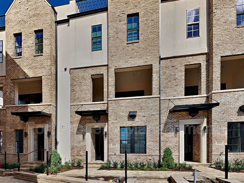 5439 Tomlinson Dr in Irving, TX - Building Photo