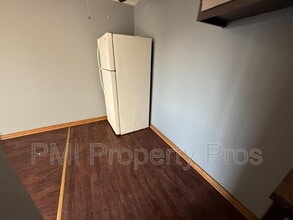 1981 W Villard Ave in Milwaukee, WI - Building Photo - Building Photo