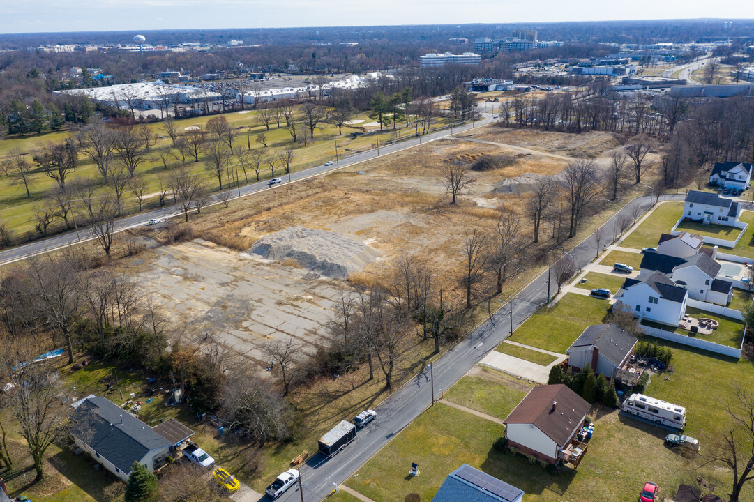 Hampton Road in Cherry Hill, NJ - Building Photo