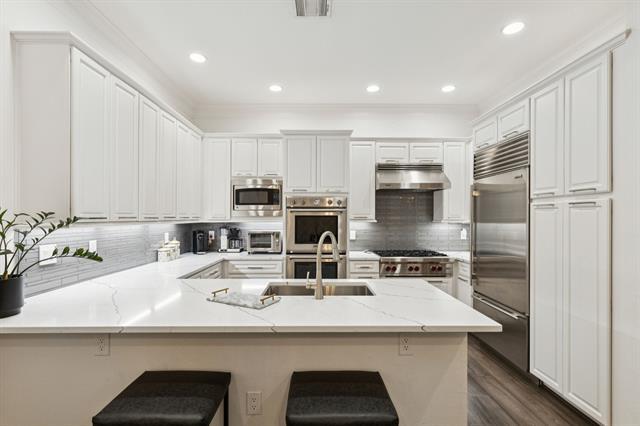 6605 Bandera Ave in Dallas, TX - Building Photo - Building Photo