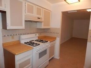 330 Wagon Train Dr SE in Rio Rancho, NM - Building Photo - Building Photo