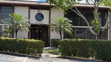 9419 S Belfort Cir in Tamarac, FL - Building Photo - Building Photo