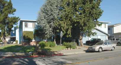 2895 Joseph Ave in Campbell, CA - Foto de edificio - Building Photo