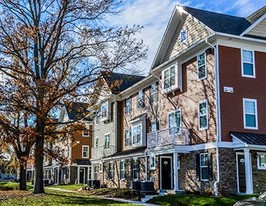 Stone Grove Crossing Apartments