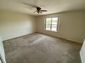 231 Craigdan Dr in Dallastown, PA - Building Photo - Building Photo