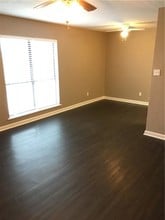 141 W Canton St-Unit -H in Palmer, TX - Building Photo - Building Photo