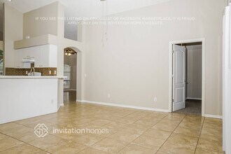 1011 Snead Ave in Sarasota, FL - Foto de edificio - Building Photo