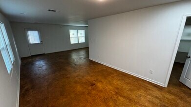 3021 Chelsea Ave in Memphis, TN - Building Photo - Building Photo