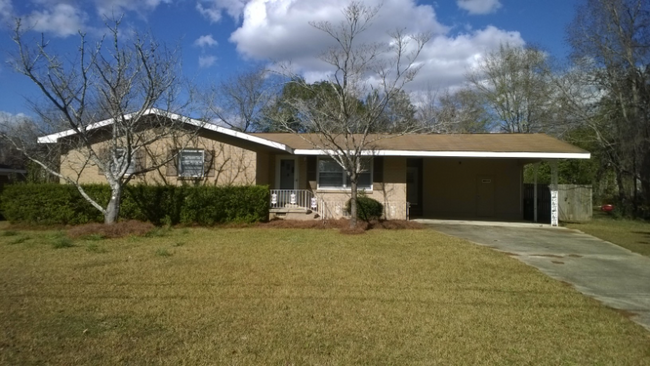 property at 904 Martin St