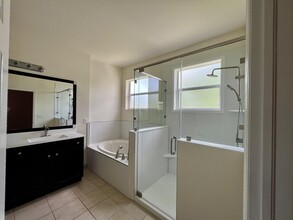 3114 SE 3rd Dr in Homestead, FL - Building Photo - Building Photo