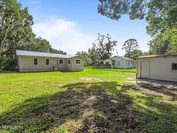 property at 1604 Husson Ave