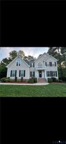 5219 Beachmere Terrace in Chester, VA - Building Photo