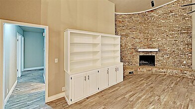 2004 Sandy Creek Trail in Edmond, OK - Building Photo - Building Photo