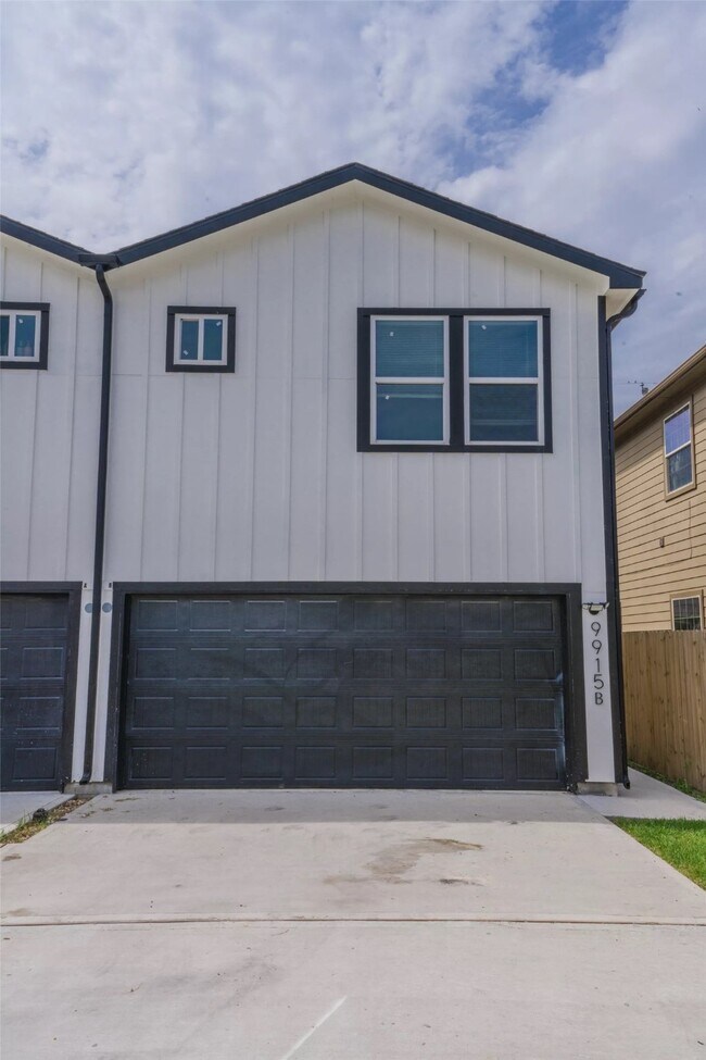 property at 9915 Porto Rico Rd