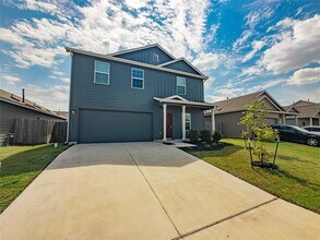 14007 Tordillo Dr in Elgin, TX - Building Photo - Building Photo