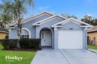 1823 Coyote Pl in Brandon, FL - Building Photo