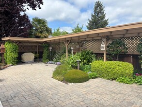 1508 Galaxy Ct in Rohnert Park, CA - Building Photo - Building Photo