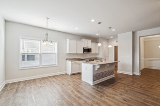 112 Boomer St in Benson, NC - Building Photo - Building Photo