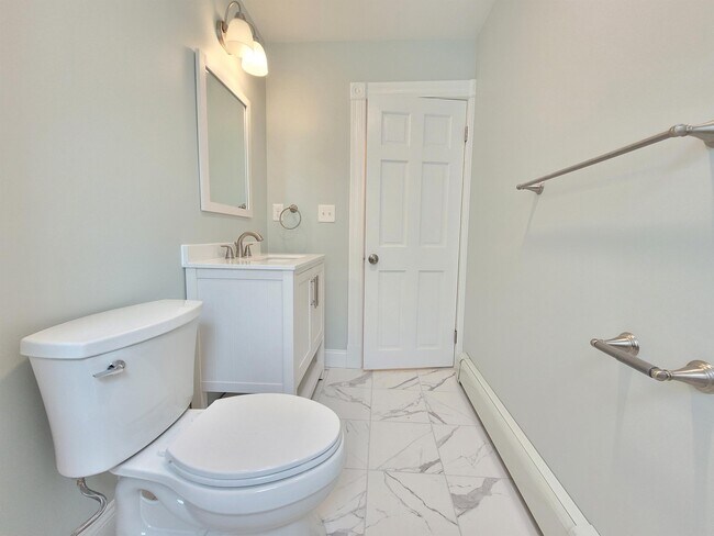 44 Guild St, Unit 1 in Boston, MA - Building Photo - Building Photo