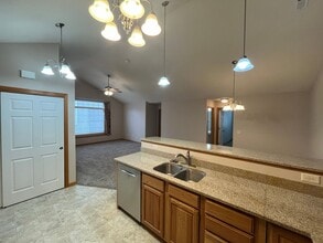 8528 Flintlock Cir in Lincoln, NE - Building Photo - Building Photo