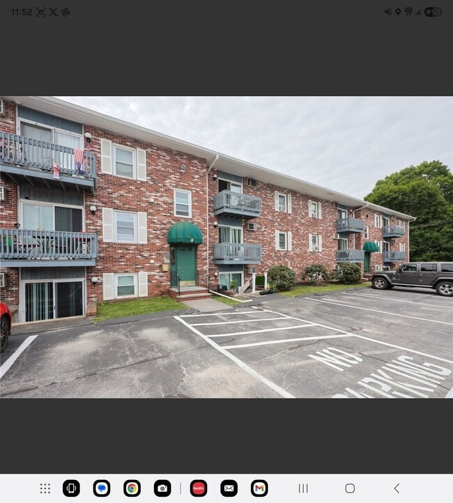 200 Manville Hill Rd, Unit B27 in Cumberland, RI - Foto de edificio - Building Photo
