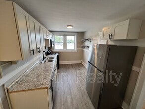 2173 Big Bend Blvd in St. Louis, MO - Building Photo - Building Photo