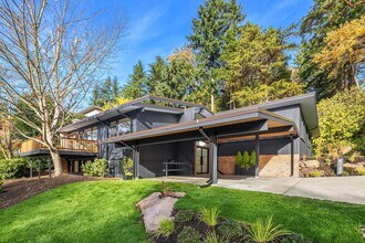 4148 Boulevard Pl in Mercer Island, WA - Building Photo - Building Photo