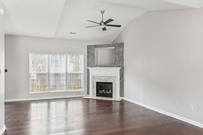 3690 Brookwood Blvd in Rex, GA - Building Photo - Building Photo