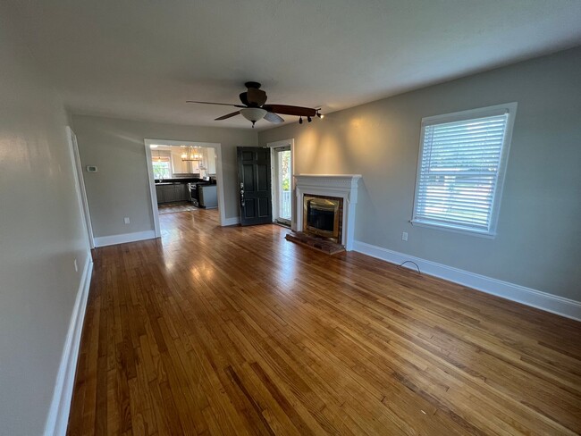 2534 McNeill Cir in Fayetteville, NC - Foto de edificio - Building Photo