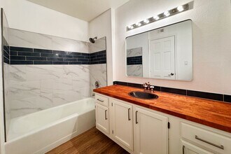 9125 E Purdue Ave in Scottsdale, AZ - Building Photo - Building Photo
