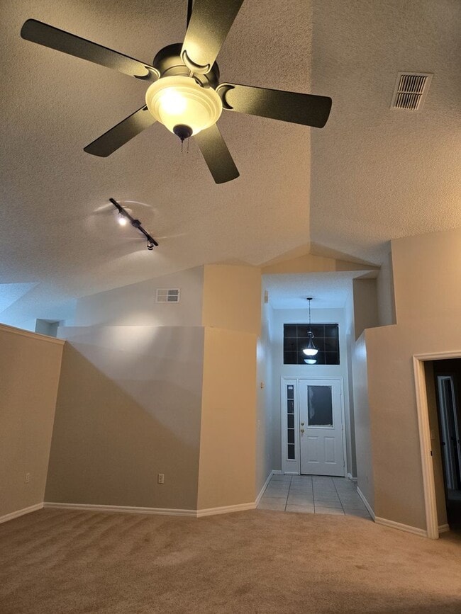 14050 Yellow Wood Cir in Orlando, FL - Building Photo - Building Photo