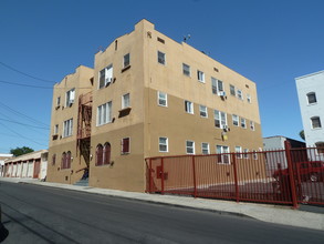 450 S Benton Way in Los Angeles, CA - Building Photo - Other