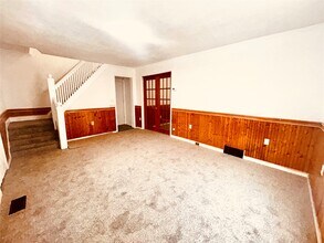 43 Haynes Ave in Johnson City, NY - Building Photo - Building Photo