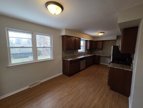 1311 Kenmore Ave in Joliet, IL - Building Photo - Building Photo