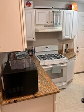 15 Story St, Unit 5 in Cambridge, MA - Foto de edificio - Building Photo