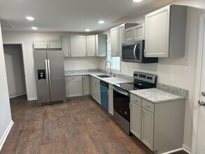 2026 Thornhill Rd NW in Huntsville, AL - Building Photo - Building Photo