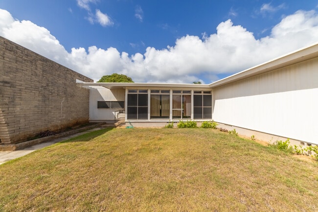 146 Kaluamoo St in Kailua, HI - Foto de edificio - Building Photo